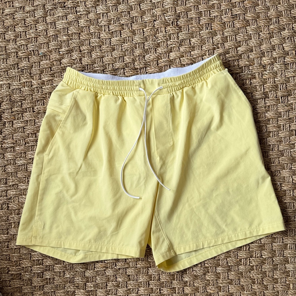 Lululemon Athletica Light Yellow Men's Athletic Shorts. Mint condition